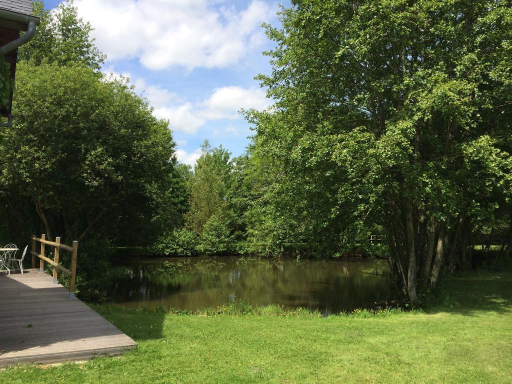 La Maison De L'Etang Manerbe المظهر الخارجي الصورة